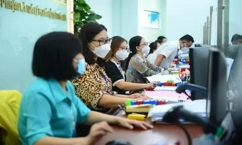 Người hoạt động không chuyên trách tại xã, thôn, tổ dân phố hiện được hưởng chế độ gì?