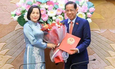 Phó chủ nhiệm Ủy ban Văn hóa và Xã hội của Quốc hội Đặng Thuần Phong xin nghỉ hưu trước tuổi