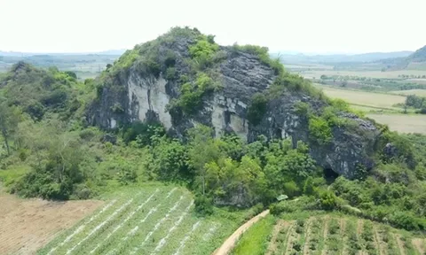 Giật mình lời kể của người đàn ông đầu tiên phát hiện nhiều bộ xương, hộp sọ trong hang đá ở Nghệ An