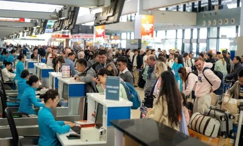 Sân bay Nội Bài đảm bảo sẵn sàng phục vụ ngày cao điểm dịp lễ 30/4