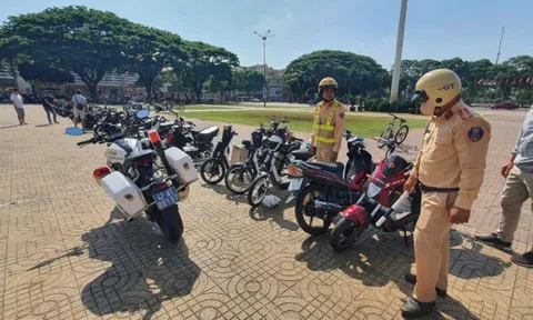 Cảnh sát vây ráp, tạm giữ 64 xe điện thi thố "độ chế đẹp, công suất lớn", 68 nam nữ sinh lộ diện