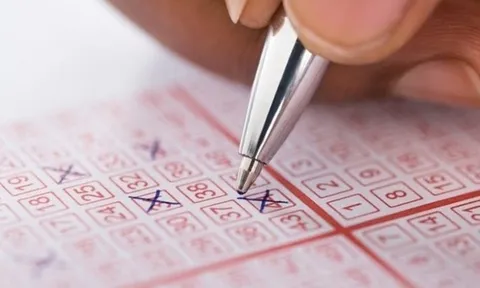 Người đàn ông trúng số hơn 400 tỷ đồng nhờ kiên định "nuôi" một dãy số duy nhất trong suốt 30 năm