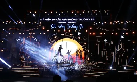 Hấp dẫn chương trình nghệ thuật 'Sức sống Trường Sa'