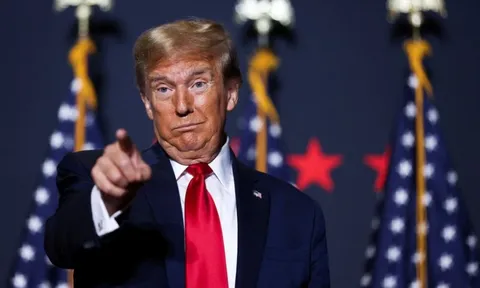 Tin tức mới nhất từ Nhà Trắng ngày 2/5: Mỹ sẽ viện trợ quân sự và tài chính chưa từng có cho Ukraine?