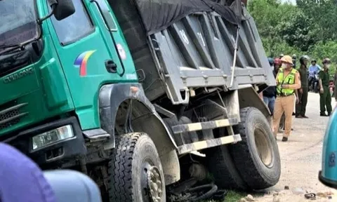 Xót xa nam sinh lớp 12 tử vong sau va chạm với xe tải