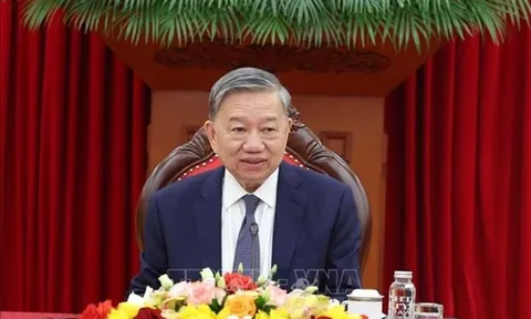 Xây dựng Đề án, lộ trình từng bước tiến tới miễn viện phí toàn dân giai đoạn 2030 - 2035