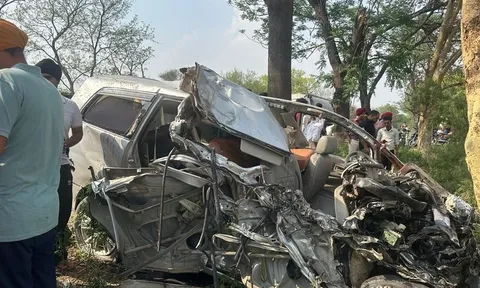 Tai nạn giao thông kinh hoàng: Xe tải "xé nát" SUV chở học sinh, 7 người tử vong, nhân chứng tiết lộ gì?