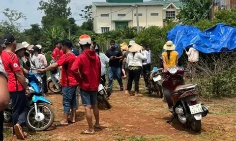 2 cháu bé tử vong thương tâm dưới ao chứa nước tưới cà phê: Xót xa tin báo muộn màng từ nhóm bạn cùng đi