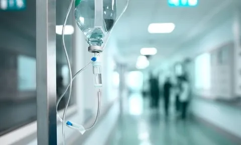 Bị truyền nước muối hết hạn, 2 thai phụ tử vong thương tâm