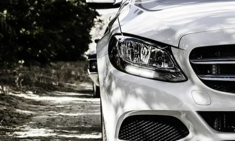 Bất ngờ "bị nhốt" trong xe ô tô, 4 trẻ em tử vong thương tâm