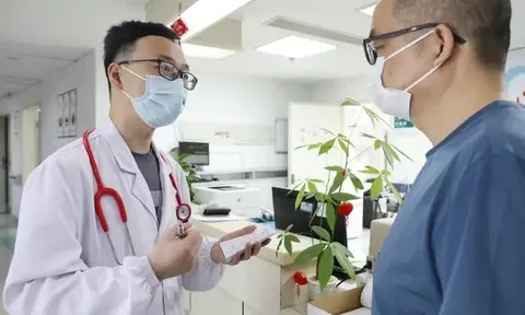 Cô gái hôn mê suốt 6 tháng, tỉnh dậy thấy mình đã...sinh con xong xuôi nhờ quyết định của chồng