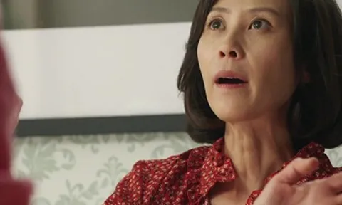 Con khen cơm nhà rất ngon, mẹ nhìn ảnh đứa trẻ gửi thì lập tức sa thải giúp việc