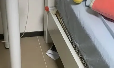 Con gái dậy thì giấu vật lạ ở khe giường, mẹ tức giận chất vấn thì nhận về thái độ bất ngờ