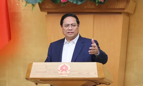 Thủ tướng: 'Làm ngày làm đêm, làm thêm ngày nghỉ' để hoàn thành công việc