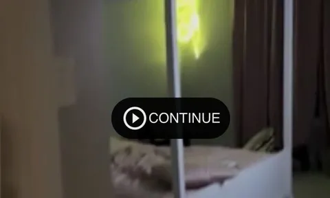 Đoạn video 62 triệu người xem: Bé gái đứng chênh vênh trên thanh sắt lúc nửa đêm, cảnh tượng sau đó bố mẹ thót tim