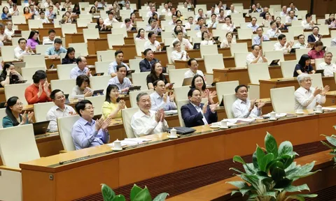 Quốc hội chính thức thông qua Nghị quyết sửa đổi, bổ sung một số điều của Hiến pháp năm 2013