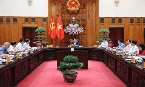 Thủ tướng: Luật Thương mại điện tử cần vừa quản lý được, vừa kiến tạo phát triển