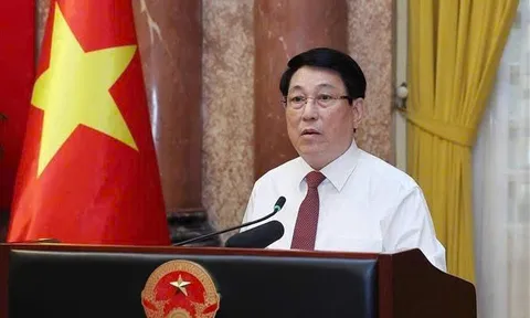 Chủ tịch nước: Báo chí phải luôn là người đồng hành tỉnh táo và tin cậy