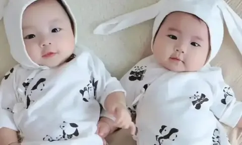 Phát hiện 2 con trai không phải con ruột, chồng giả vờ không biết rồi giục vợ sinh thêm con và cái kết