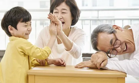 Đang vui vì được con dâu tương lai tặng 2 căn nhà, tôi đắn đo không dám nhận khi nghe lời con trai nói