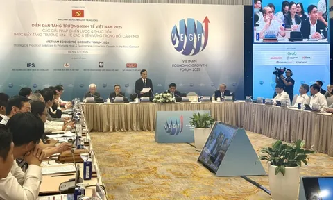 Thách thức tăng trưởng cao: Cần thể chế đổi mới và đồng thuận hành động