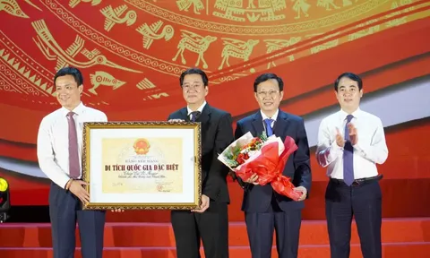 Tháp Bà Ponagar Khánh Hòa nhận Bằng xếp hạng Di tích quốc gia đặc biệt