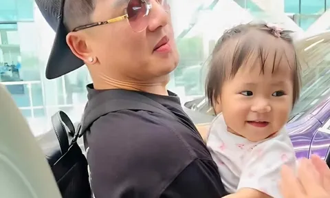 Con gái Thanh Trúc đẫm nước mắt khi chia tay bố Châu Khải Phong, ông xã nữ diễn viên không đeo nhẫn cưới