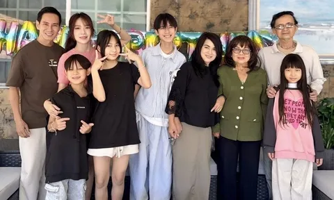 Minh Hà đưa 4 con sang Mỹ nghỉ hè ở cơ ngơi "khủng" của dì ruột, bà xã Lý Hải tự nhận còn thua kém mẹ U70