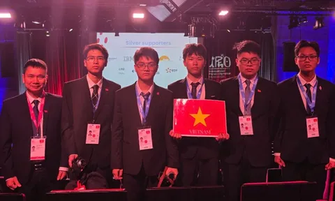 Việt Nam giành 1 HCV, 4 HCB tại Olympic Vật lí Quốc tế 2025