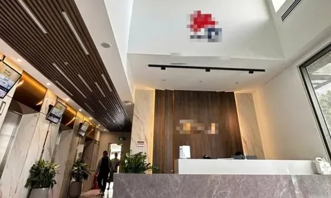 Vụ thi thể nam giới trong căn hộ chung cư ở TP.HCM: Cô gái bàng hoàng phát hiện người yêu tử vong, hiện trường có gì "lạ"?