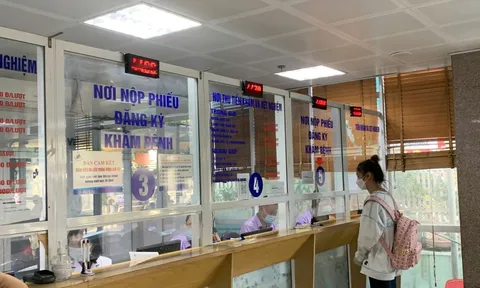 Khám chữa bệnh BHYT: Việc người bệnh phải tự mua thuốc sẽ cơ bản được khắc phục