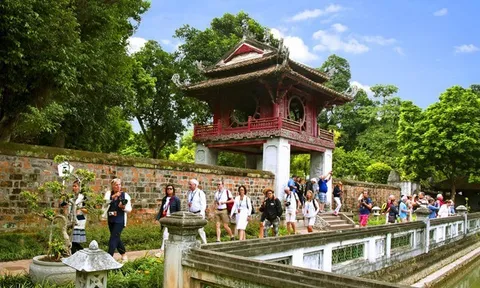 Hơn 1,5 triệu lượt khách quốc tế đến Việt Nam trong tháng 7