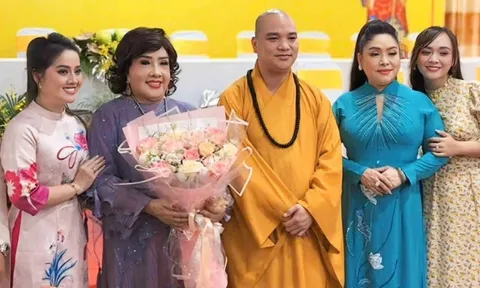 Con gái NSƯT Vũ Linh cúi đầu xin lỗi NSND Lệ Thủy, dân tình ngán ngẩm vì ồn ào gia đình