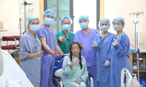 Lần đầu tiên Việt Nam ghép thành công đồng thời tim và phổi cho người suy đa tạng