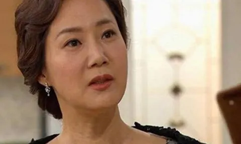 Con cái nghèo, mẹ chồng ở chung vẫn bắt biếu 10 triệu/tháng, lúc bà hấp hối mới đưa 1 thứ, tôi sốc nặng