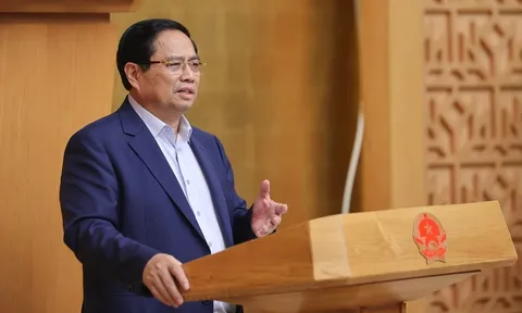 Thủ tướng: Việc giải quyết thủ tục cho người dân, doanh nghiệp phải đặt lên hàng đầu