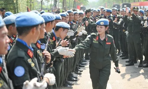 Cô gái nhà nông thành giọng ca hòa bình tỷ view: Bị đồn có người chống lưng, vẫn chờ "hoàng tử" cùng xây tổ ấm