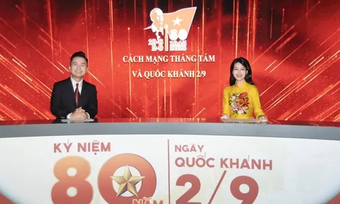 Tà áo dài khiến mạng xã hội “bùng nổ” tối Quốc khánh và câu chuyện chưa kể của NTK Nguyễn Thơ Thơ