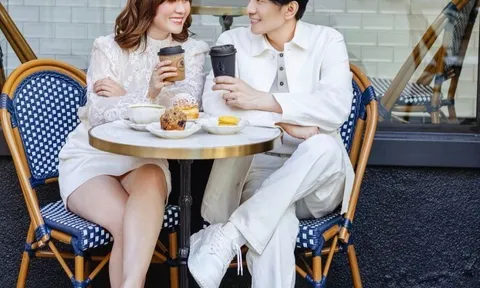 Sao Việt 24h: Vợ cũ Đan Trường khoe ảnh tình tứ bên chồng cũ, khoảnh khắc tay trong tay khiến dân mạng mong sớm tái hợp