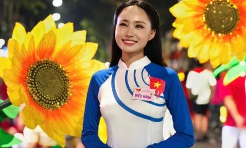 Dàn BTV VTV tham gia diễu hành A80: Người từng "không được lên dẫn vì quá xấu", người thi đỗ 2 trường đại học