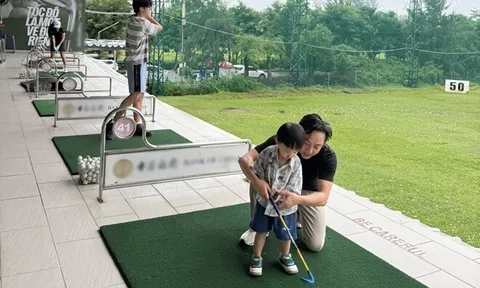 Cường Đô La cầm tay dạy 2 con trai chơi môn thể thao quý tộc, tự nhận bản thân "thèm" chiều cao của cậu cả Subeo