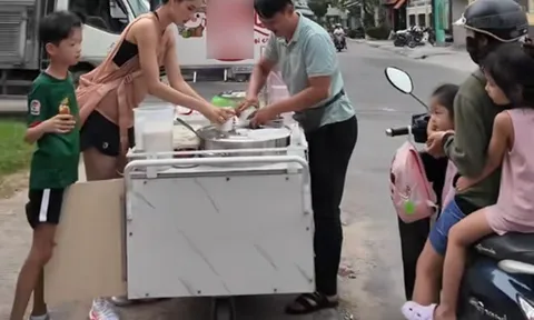 "Gà cưng" Vũ Khắc Tiệp đưa con đi bán tào phớ lề đường khách mua tới tấp, từng được chồng Việt kiều tặng nhà 10 tỷ