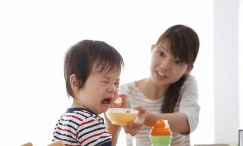 Từ bữa ăn là “cuộc chiến” đến khi con tăng cân – mẹ đã tìm được đòn bẩy đúng