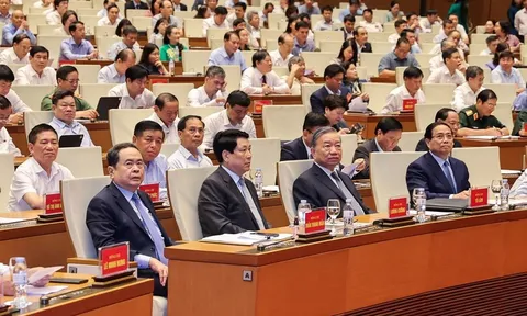 Thủ tướng: Khai thông điểm nghẽn, tạo đột phá phát triển, hiện đại hóa, chấn hưng nền giáo dục nước nhà