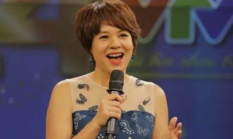 Hoa khôi đời đầu VTV từng "gây bão" với nhan sắc 29 năm trước: Bị nhận xét cười "nhơn nhơn", U50 sinh con chỉ nặng 1,6kg