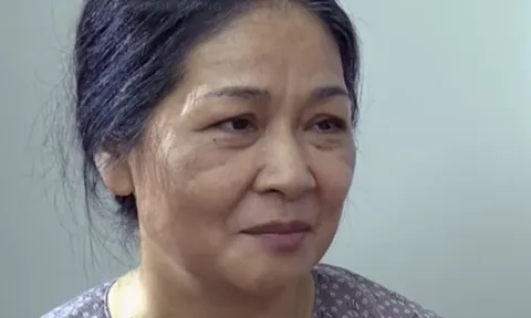 Mẹ chồng mang gà lên làm đầy tháng cho cháu, con dâu chê đem đi cho rồi ân hận khi đọc thư bà để lại