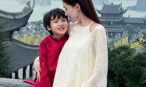 Xót lòng câu nói của con trai Hòa Minzy: "Sao con ít được gặp mẹ thế?"