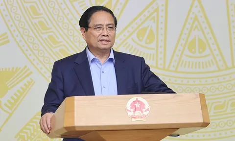 Thủ tướng: Kiểm điểm hằng tuần, quyết gỡ 'thẻ vàng' IUU trong năm 2025
