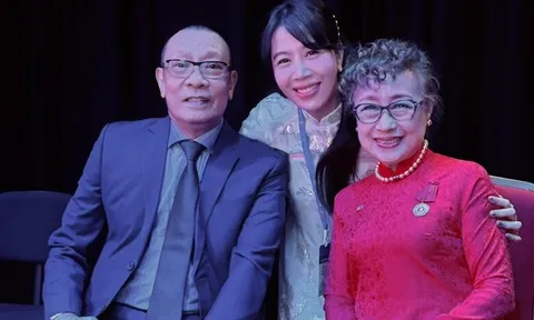 Giọng đọc huyền thoại được cả nước nhớ tên đau lòng khi bị nói: "Phụ nữ Việt Nam thiếu người hay sao mà lấy Kim Tiến?"