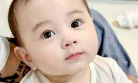 Bà mẹ định đặt tên cho con theo tên người nổi tiếng, người thân phản ứng gắt "Tuyệt đối không được" vì ý nghĩa quá xấu